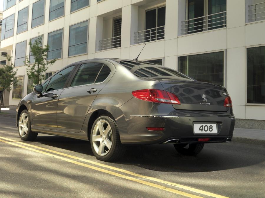  Peugeot 408 2011 года  (BR) (фото 18 из 25)